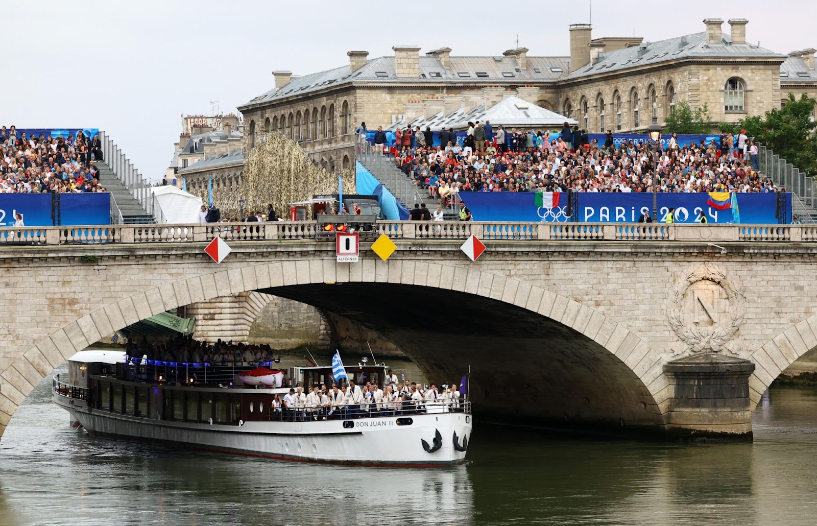 Seine river set for the opening ceremony