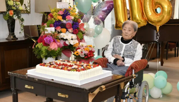 tomiko itooka celebrating her 116th birthday